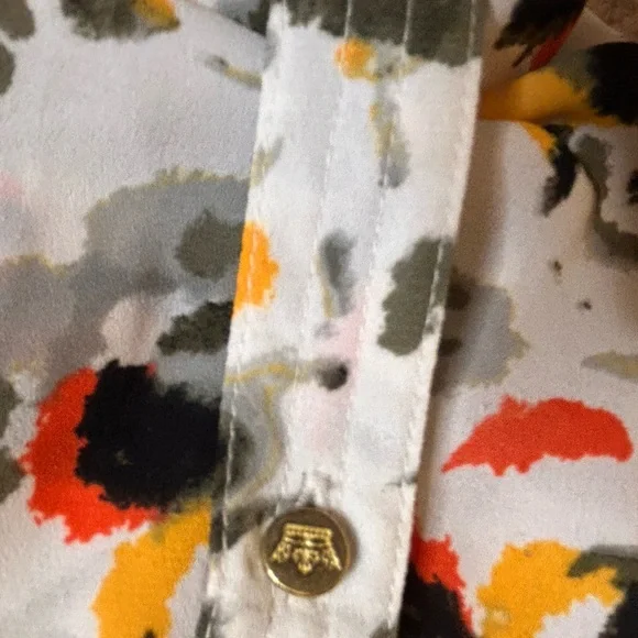 CHAUS New York Women’s Size Large blouse, sleeves button to the elbow , colorful - Picture 7 of 11